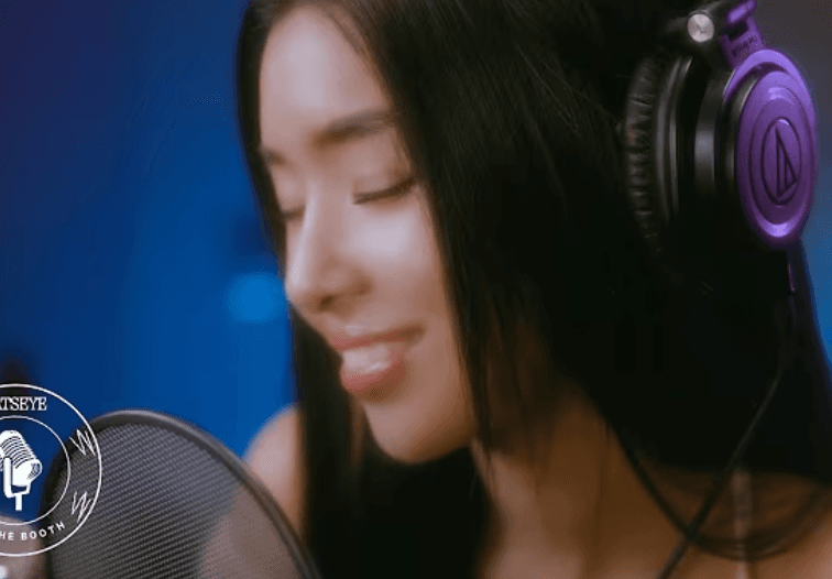 KATSEYE in the Booth: Angels We Have Heard on High (Cover by Sophia) | KATSEYE
